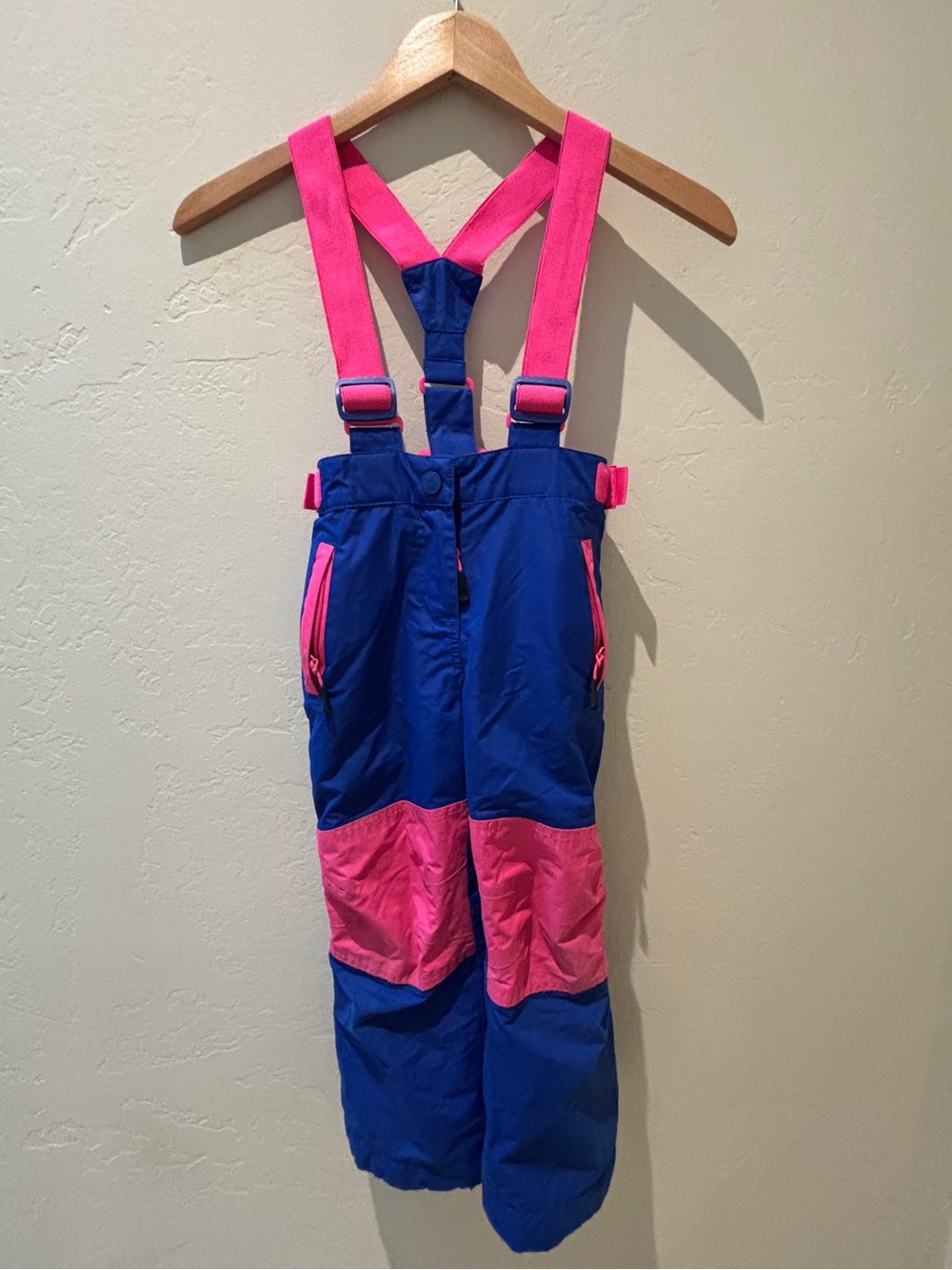 Boden Kids Blue & Pink Waterproof Bib Snowsuit Size 4-5Y